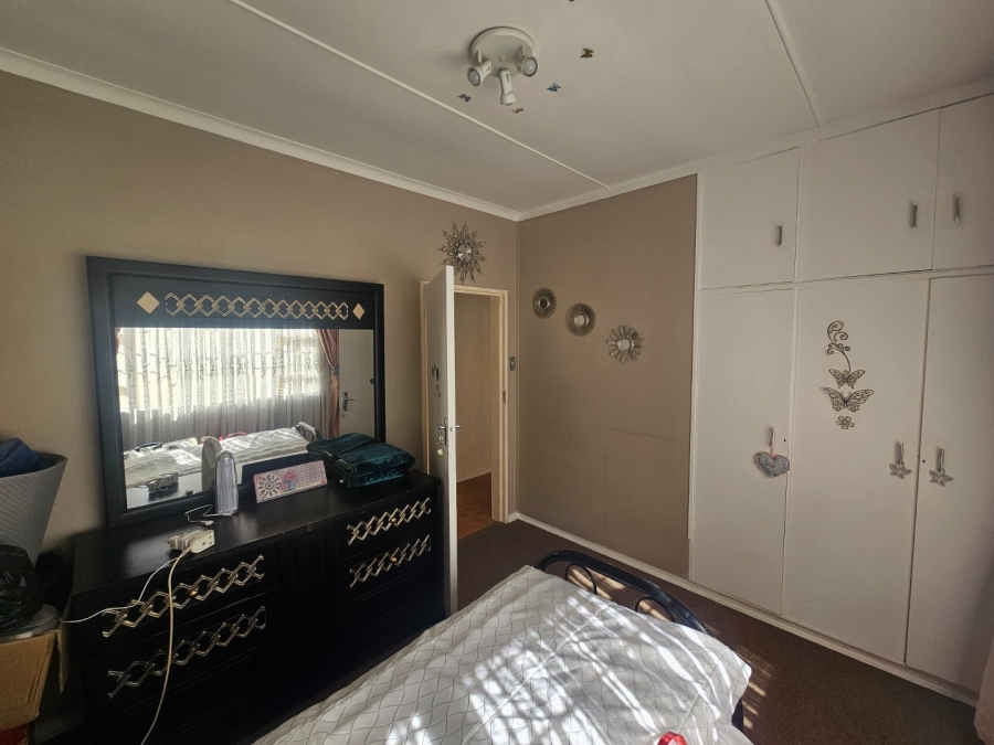 5 Bedroom Property for Sale in Panorama Free State